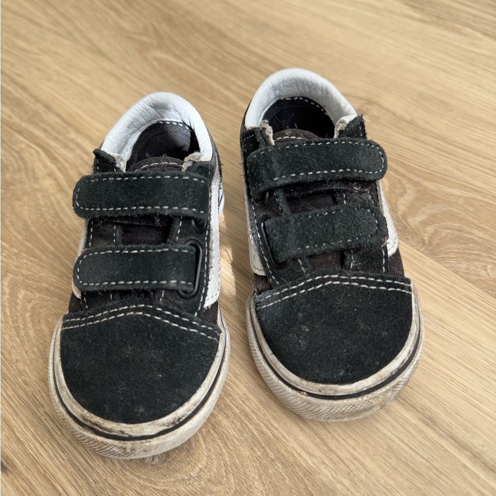 SIZE 5 Vans Old Skool V Toddler Shoes - Picture 5 of 5